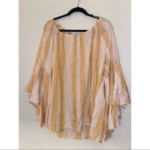 Off the Shoulder Bell Sleeved Shirt